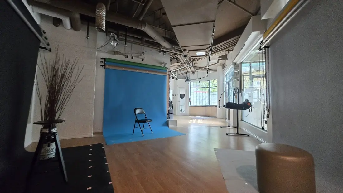 Professional photo session studio in Vancouver with seamless backdrops, lighting equipment and open creative space